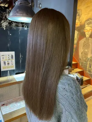 カラー hair design D.ulu所属・隅内 桃香のヘアスタイル