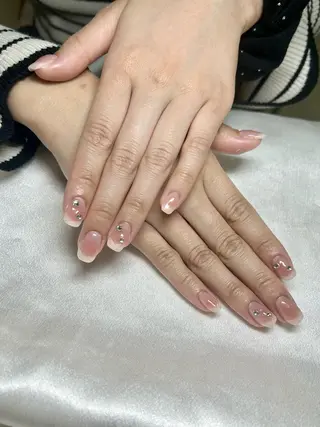 ネイル コウ ヨウのネイルデザイン