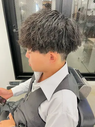 ショート カラー パーマ ヘアアレンジ メンズ 亀井隆汰/メンズ専門 パーマ特化美容師のヘアスタイル