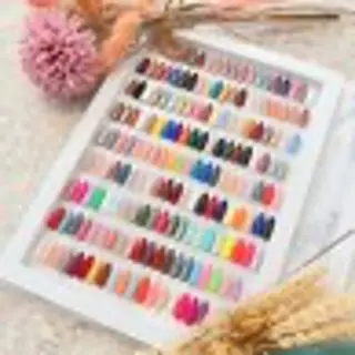 ネイル ルミエナ銀座 SHIMIZUのネイルデザイン