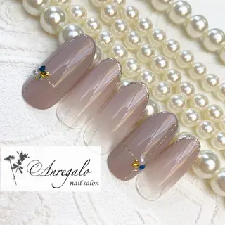 ネイル nail salon Anregalo《アンレガロ》所属・橋本 麻未のネイルデザイン