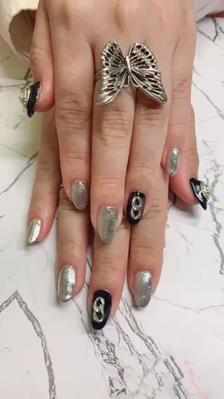 ネイル はな💎ネイル ワンホン、長さ出しのネイルデザイン