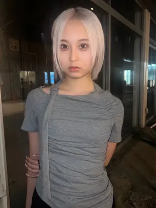 ミディアム レイヤー/顔周り/ Riku🪐のヘアスタイル