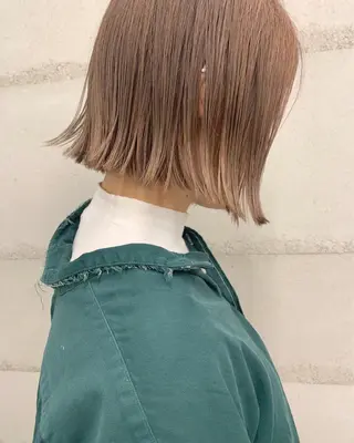 ショート 透明感/オリーブ/ グレージュ/YUKAのヘアスタイル