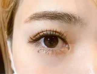 マツエク・マツパ NERU  lash&brow所属・鈴木 音瑠のマツエク・マツパデザイン