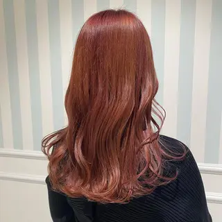 ミディアム 長井 麻帆のヘアスタイル