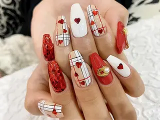 ネイル nailsalon Mirrorのネイルデザイン
