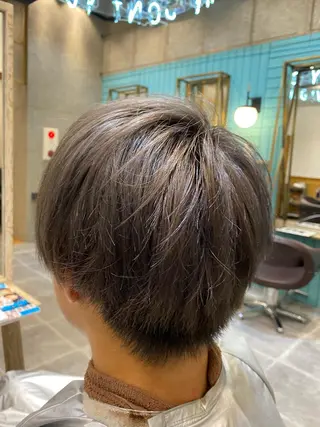 ショート カラー パーマ ヘアアレンジ メンズ 🍀髪質改善 ケアカラーrootsのヘアスタイル