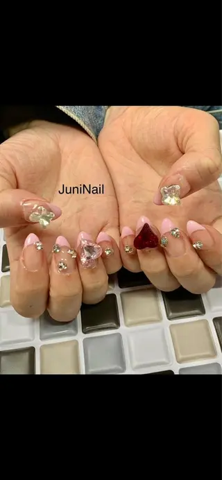 ネイル JuniNail 주니네일🇰🇷suのネイルデザイン