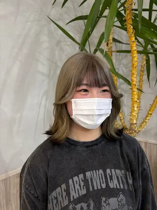 ミディアム カラー GRANDEUR やまだかなのヘアスタイル