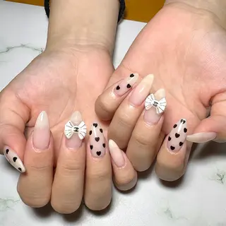 ネイル 𝑩𝒆𝒍𝒍𝒂 𝒏𝒂𝒊𝒍のネイルデザイン