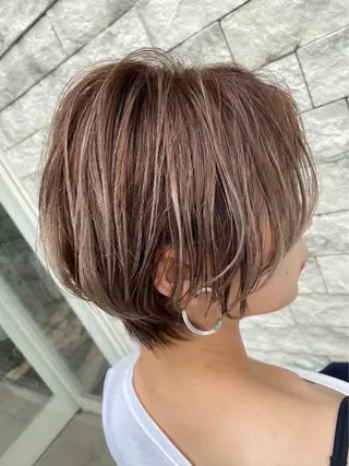 ショート カラー 宍戸 海斗のヘアスタイル