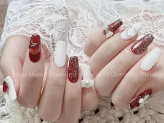 ミディアム Diamond 🚢のネイルデザイン