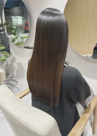 ロング 髪質改善✨縮毛矯正✨ が得意‼️高島英隆のヘアスタイル