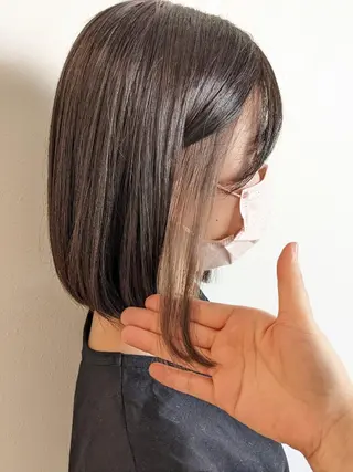 ミディアム 中野 雅子のヘアスタイル