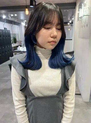 セミロング カラー ダブルカラー🩰 CHIHIRO👒のヘアスタイル