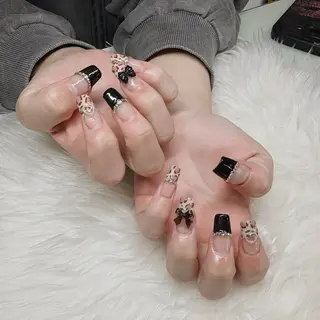 セミロング see love gritterのネイルデザイン