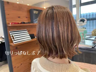ミディアム 井上 美春のヘアスタイル