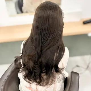 セミロング カラー ブリーチなし/レイヤ ー特化🌈Tommyのヘアスタイル