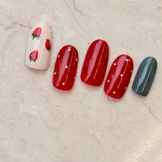 ネイル MAXKELLY Meiのネイルデザイン