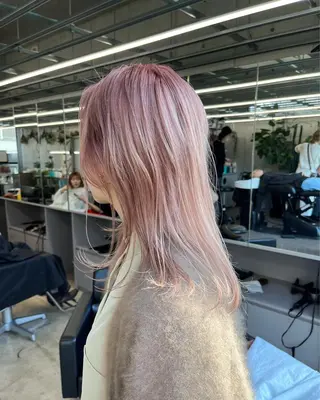 セミロング カラー ダブルカラー/ ケアブリーチ/クニトのヘアスタイル