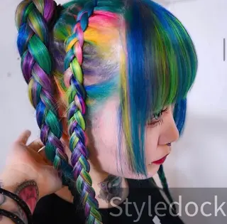 カラー 特殊ヘア師 /TANIのヘアスタイル