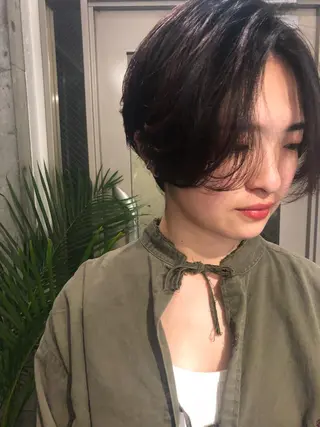 ショート 🌈圧倒的デザイン力 内井省吾のヘアスタイル