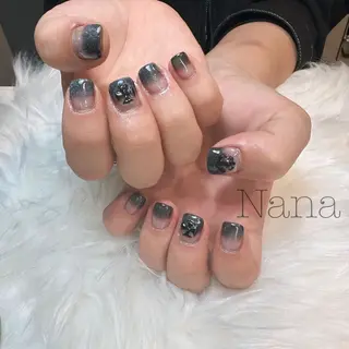 ネイル FAUSTO所属・Nailist 💟NANAのネイルデザイン