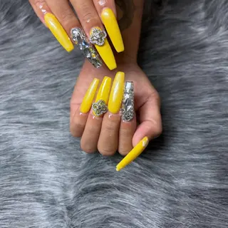 ネイル 𝑗𝑢𝑛𝑛𝑎 𝑛𝑎𝑖𝑙のネイルデザイン