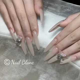 ネイル Kurehashi Yui🧸のネイルデザイン