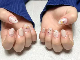 ネイル 濱嶋 結菜のネイルデザイン