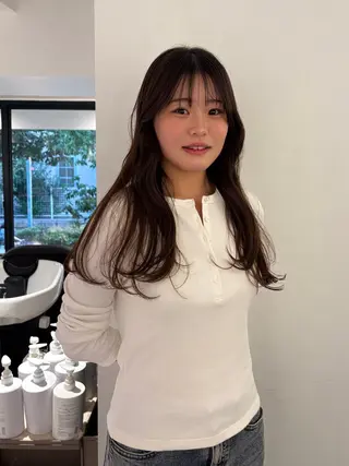 ロング UNBIRTHDAY MIUのヘアスタイル