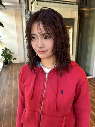 ミディアム パーマ ハイトーン/デザイン カラー/るいのヘアスタイル