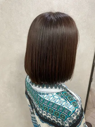 ミディアム est MIRAIのヘアスタイル