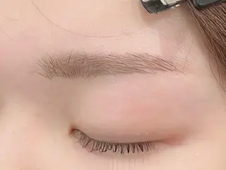 アイブロウ Jr.アイリスト🌈 山本奈緒のマツエク・マツパデザイン