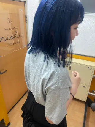 セミロング カラー さの あやねのヘアスタイル