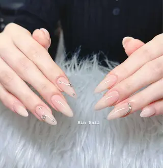 ネイル HIN NAILのネイルデザイン