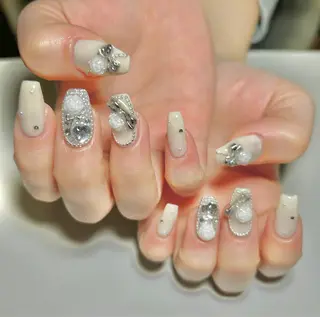 ネイル Liennail 持込デザインやり放題のネイルデザイン