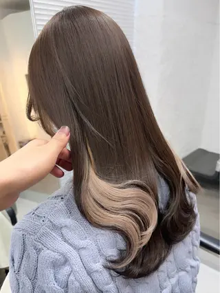 ロング インナーカラー/レイ ヤーカット♡/マキシのヘアスタイル