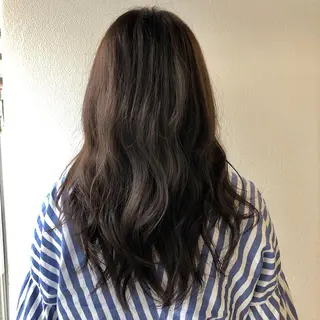 ロング カラー LiEN所属・菅沢 奈生のヘアスタイル