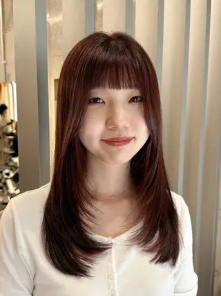 ロング はら しおりのヘアスタイル