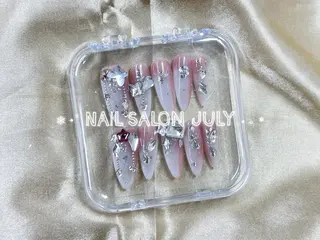 ネイル July Salonのネイルデザイン