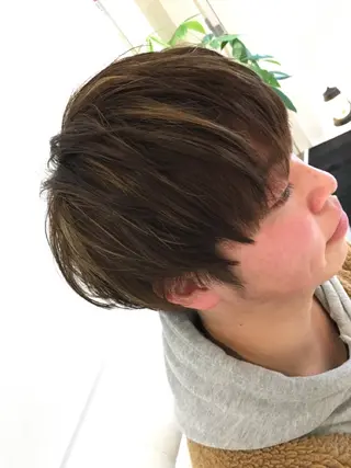 ショート カラー メンズ ブリーチ無し白髪ぼか し/艶髪/津嘉山のヘアスタイル