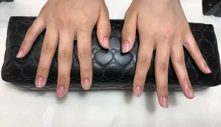 ネイル MAXKELLY 大阪・梅田店所属・徳田 亜衣佳のネイルデザイン