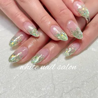 ネイル white nail salonのネイルデザイン