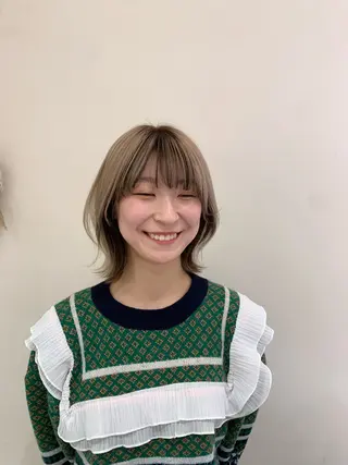 ミディアム 韓国レイヤー🪽 耳ツボジュエリーのヘアスタイル