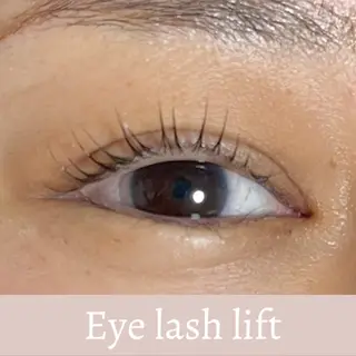 マツエク・マツパ MONDO AYUの眉毛・アイブロウイメージ