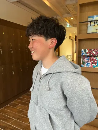 ショート パーマ メンズ そね こまちのヘアスタイル