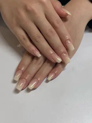 ネイル Blue Reef 四谷三丁目所属・たかの はづきのネイルデザイン