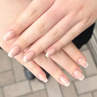 ネイル nail salon Coffret 富雄店所属・五十川 穂乃香のネイルデザイン
